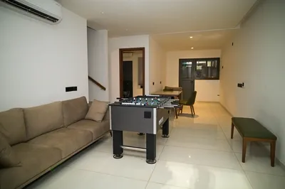 Sarjapura: furnished villa living room